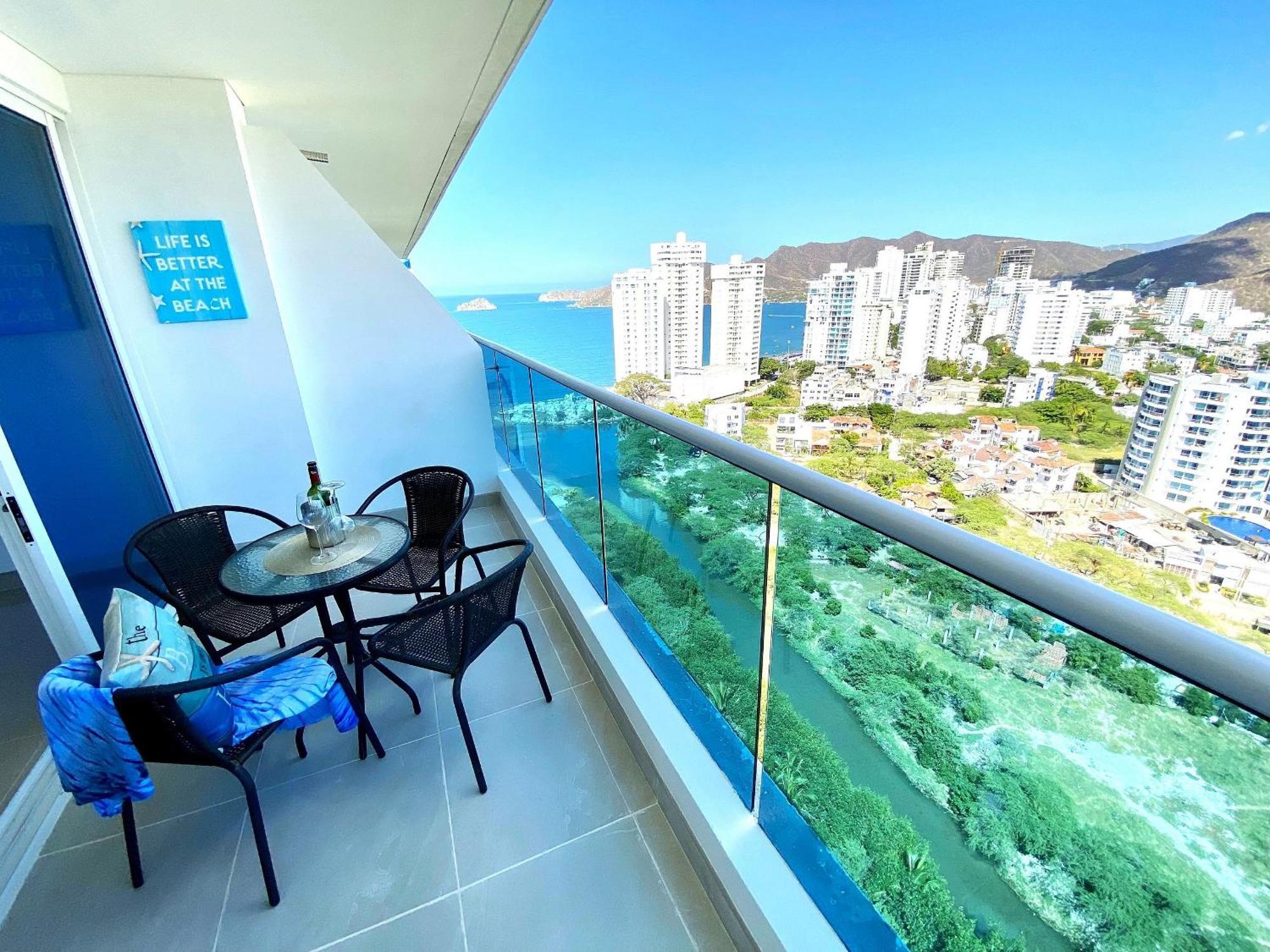 Apartamentos Reserva Del Mar - Frente Al Mar By Soho Santa Marta  Exteriör bild